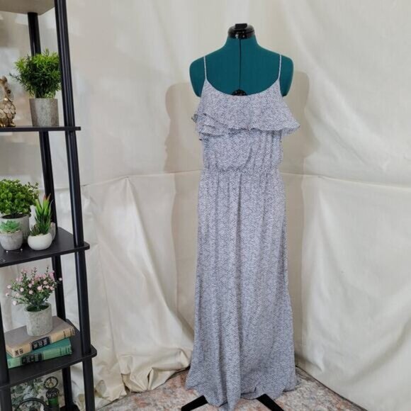 BCBGeneration‎ Zig Zag Black and White Striped Maxi Dress with Ruffled Top - Med - Picture 2 of 9